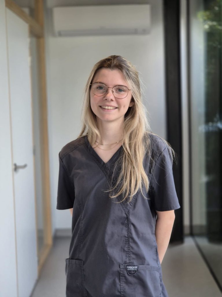 Dierenartsen De Nekker Kato Reynaert